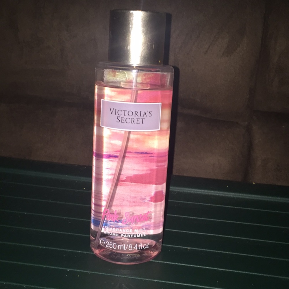 Victoria’s Secret Pink Sunset Fragrance Mist